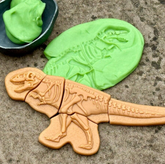 Yellow Door // Dig and Discover - Ankylosaurus & Tyrannosaurus Rex